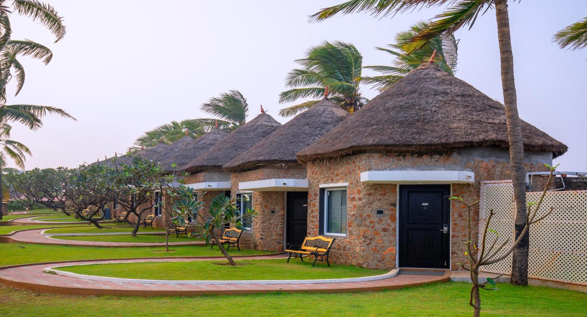 Mgm Beach Resorts East Coast Road Madrás Exterior foto