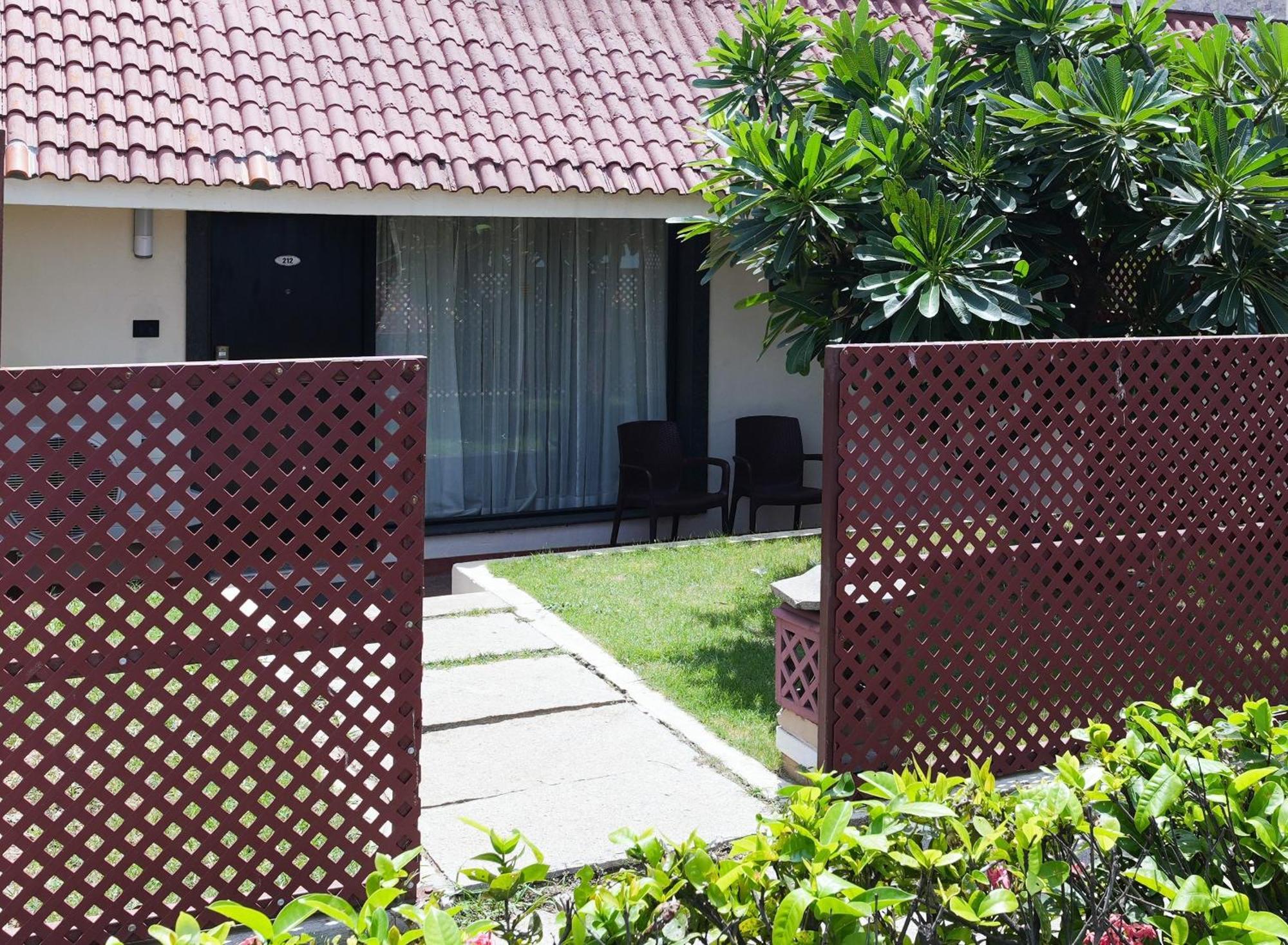 Mgm Beach Resorts East Coast Road Madrás Exterior foto