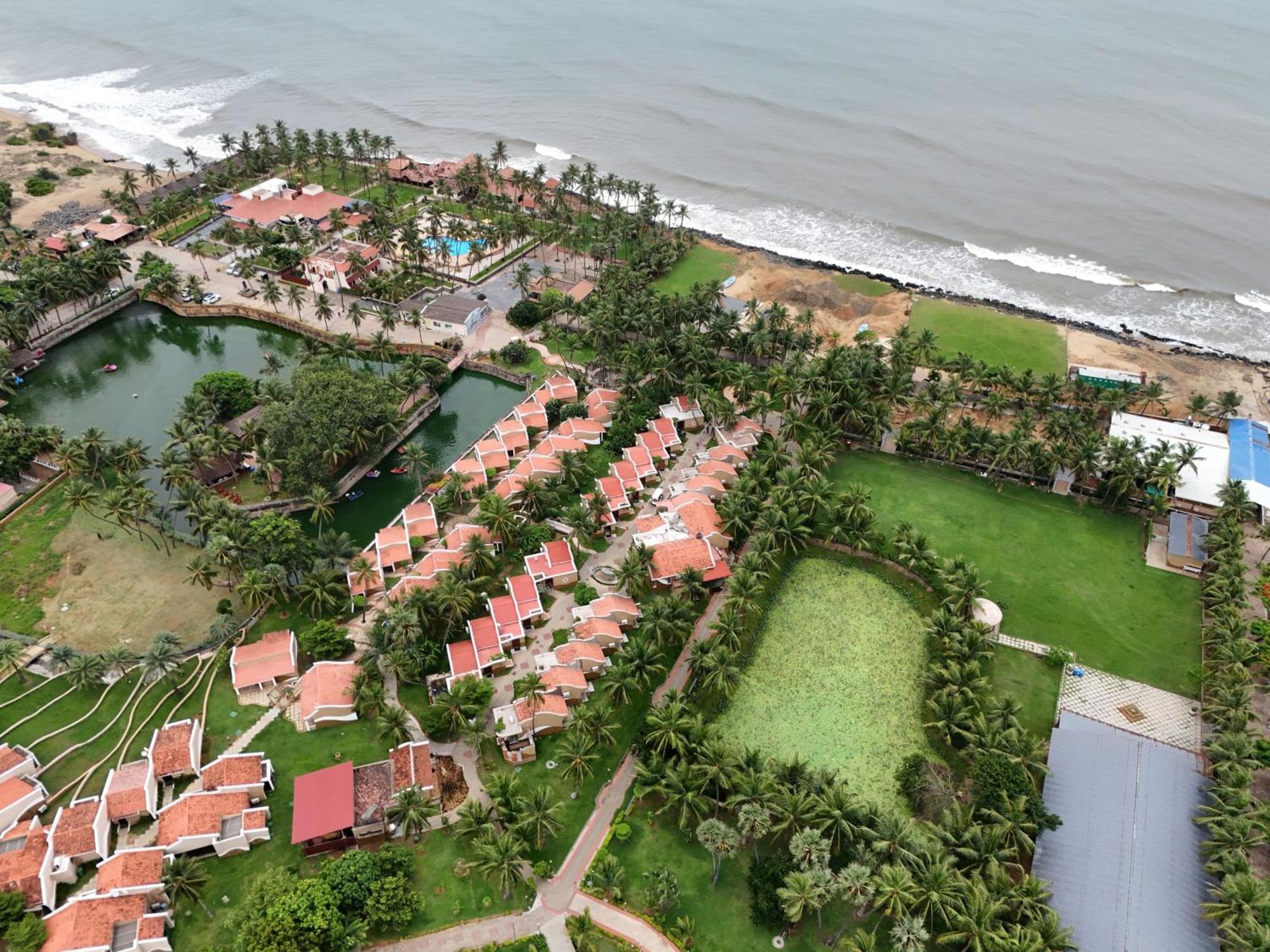 Mgm Beach Resorts East Coast Road Madrás Exterior foto