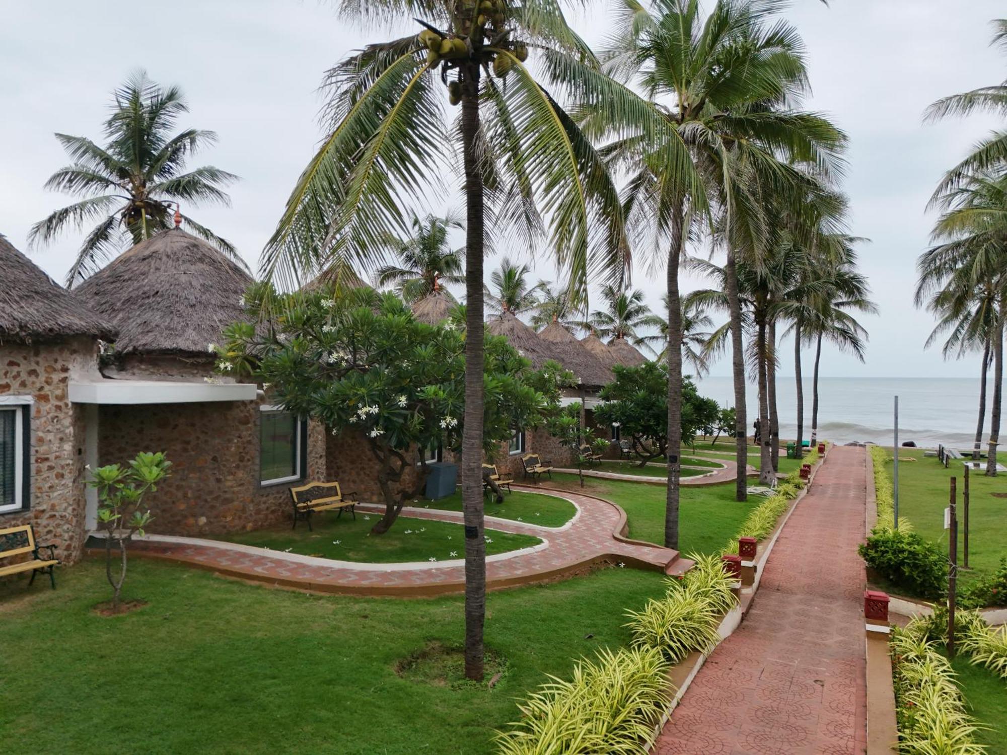 Mgm Beach Resorts East Coast Road Madrás Exterior foto