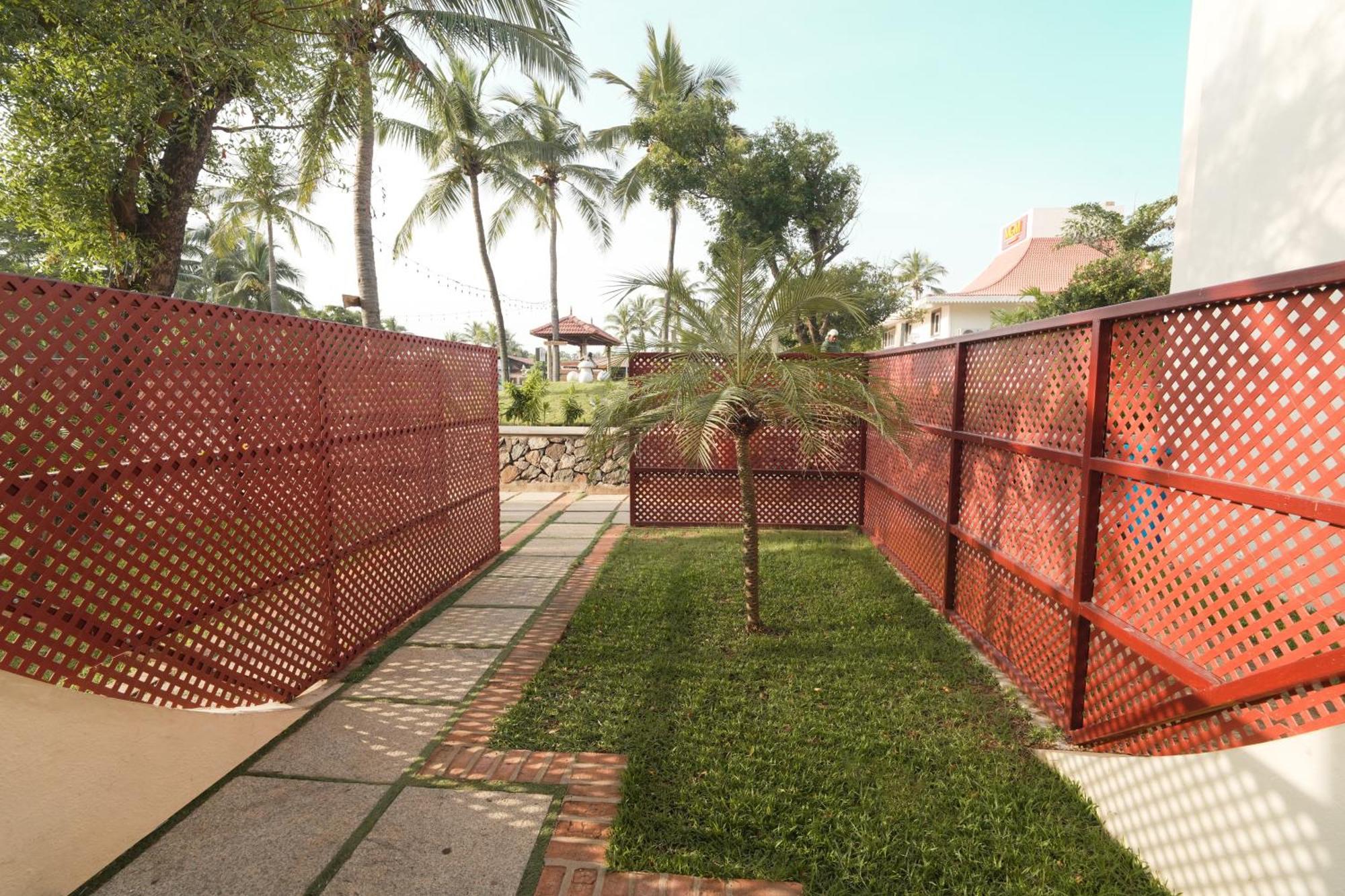 Mgm Beach Resorts East Coast Road Madrás Exterior foto
